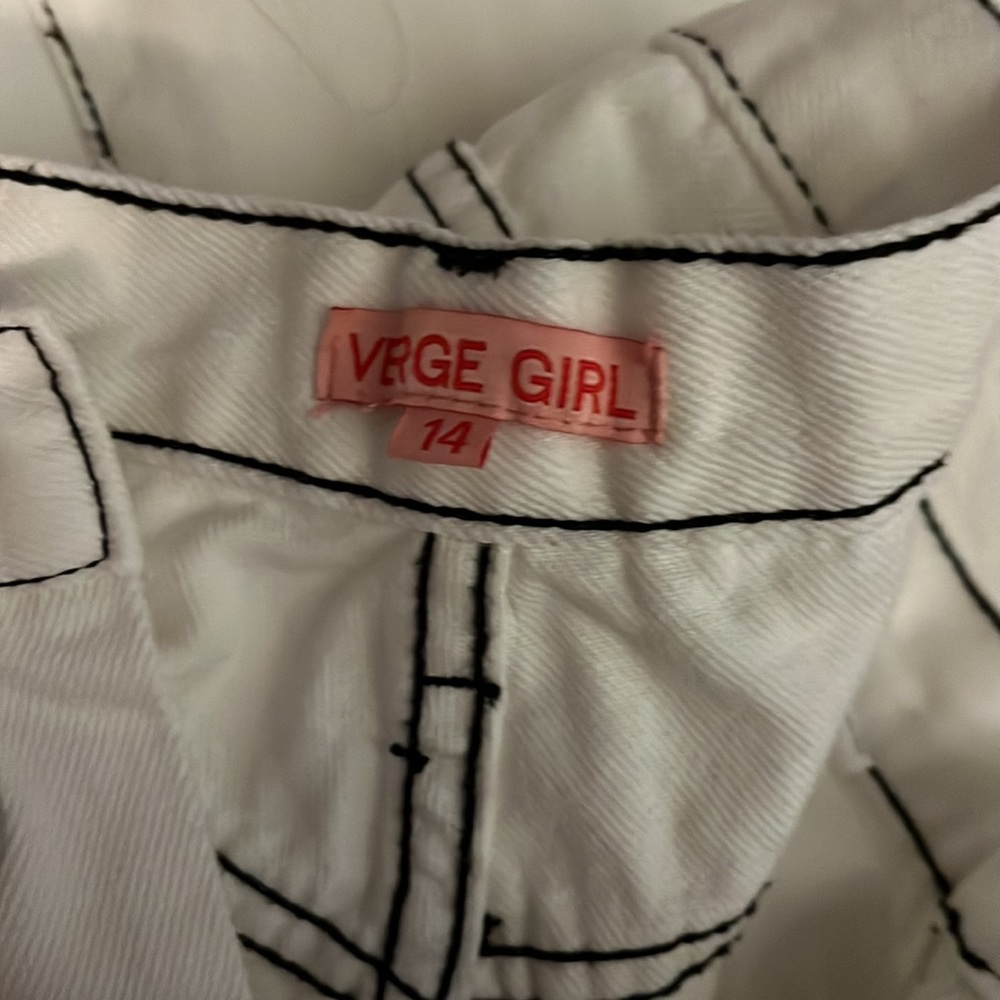 VRG GRL - Picture 2 of 3
